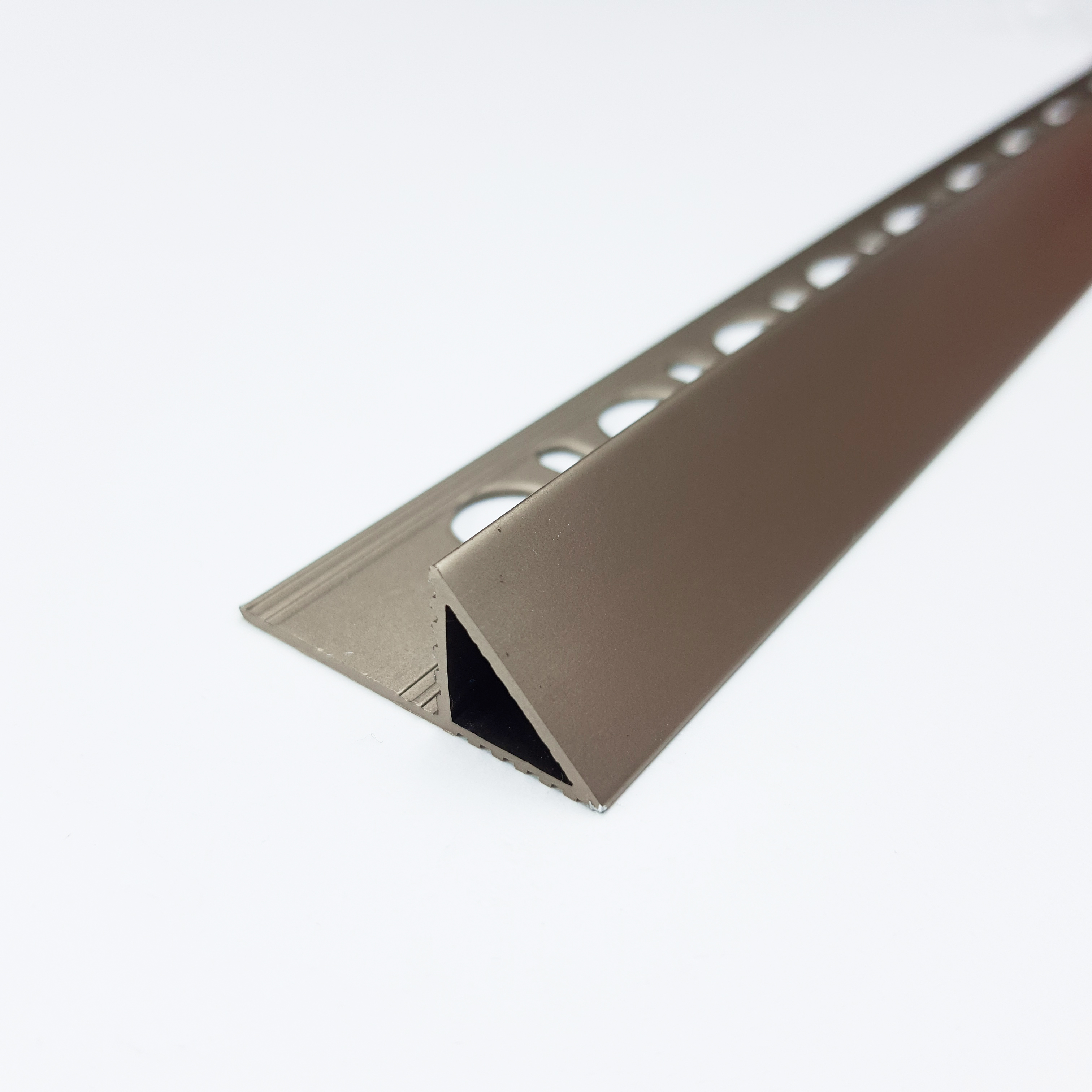 PJTRAT 125 Профиль PROJOLLY TRIANGLE H= 12,5 мм, алюминий анодированный, цвет титан, длина 2700 мм