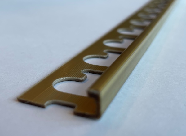 PT 10-08 L-образный профиль PROTERMINAL H= 10 мм, ПВХ окрашенный, цвет золото, длина 2700 мм