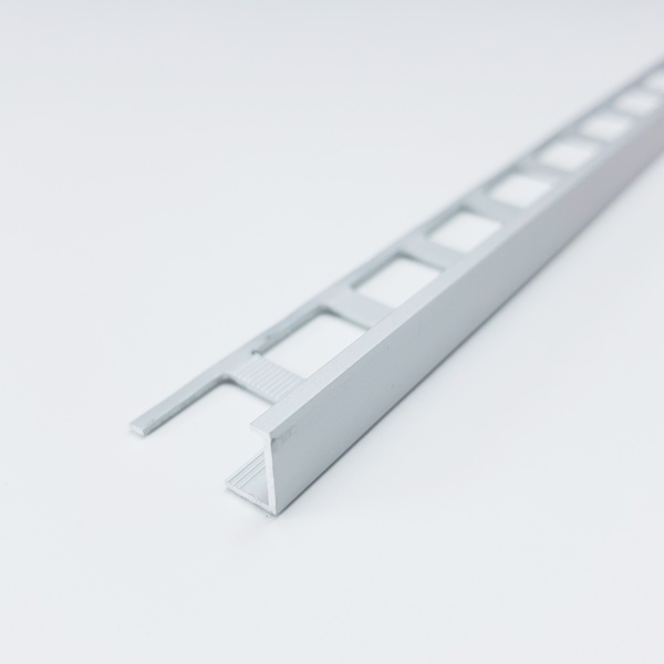 ПК 01.2700.01л L-профиль для плитки до 10 мм, алюминий анодированный, цвет серебро, длина 2700 мм