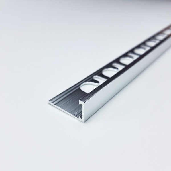 PTBC 045 L-образный профиль PROTERMINAL H= 4,5 мм, алюминий блестящий, цвет хромиров, длина 2700 мм