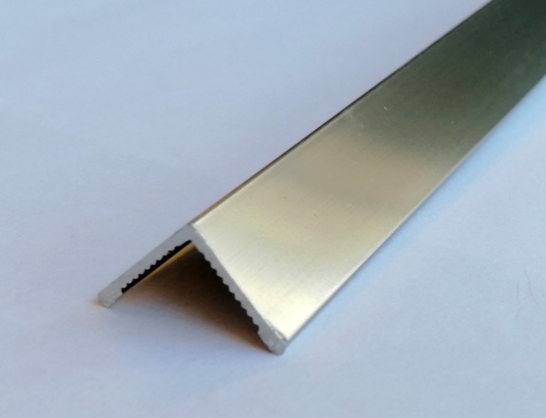 Профиль МР32/2,7м/13-Угол равнополочный 25х25 мм, алюминий глянец, цвет шампань, длина 2700 мм