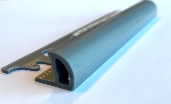 PJ06-12 - Профиль PROJOLLY H= 06 мм, ПВХ окрашенный, цвет серебряный, длина 2700 мм