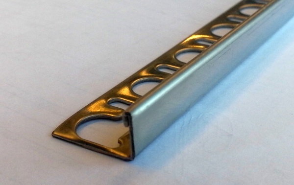 PTAC 10 L-образный профиль PROTERMINAL H= 10 мм, полированная сталь марки AiSi 304, длина 2700 мм